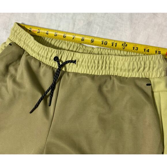 Nike Sportswear Tech Fleece Jogger Pants Men’s SZ L Olive Green CU4495-222 used - Picture 4 of 9